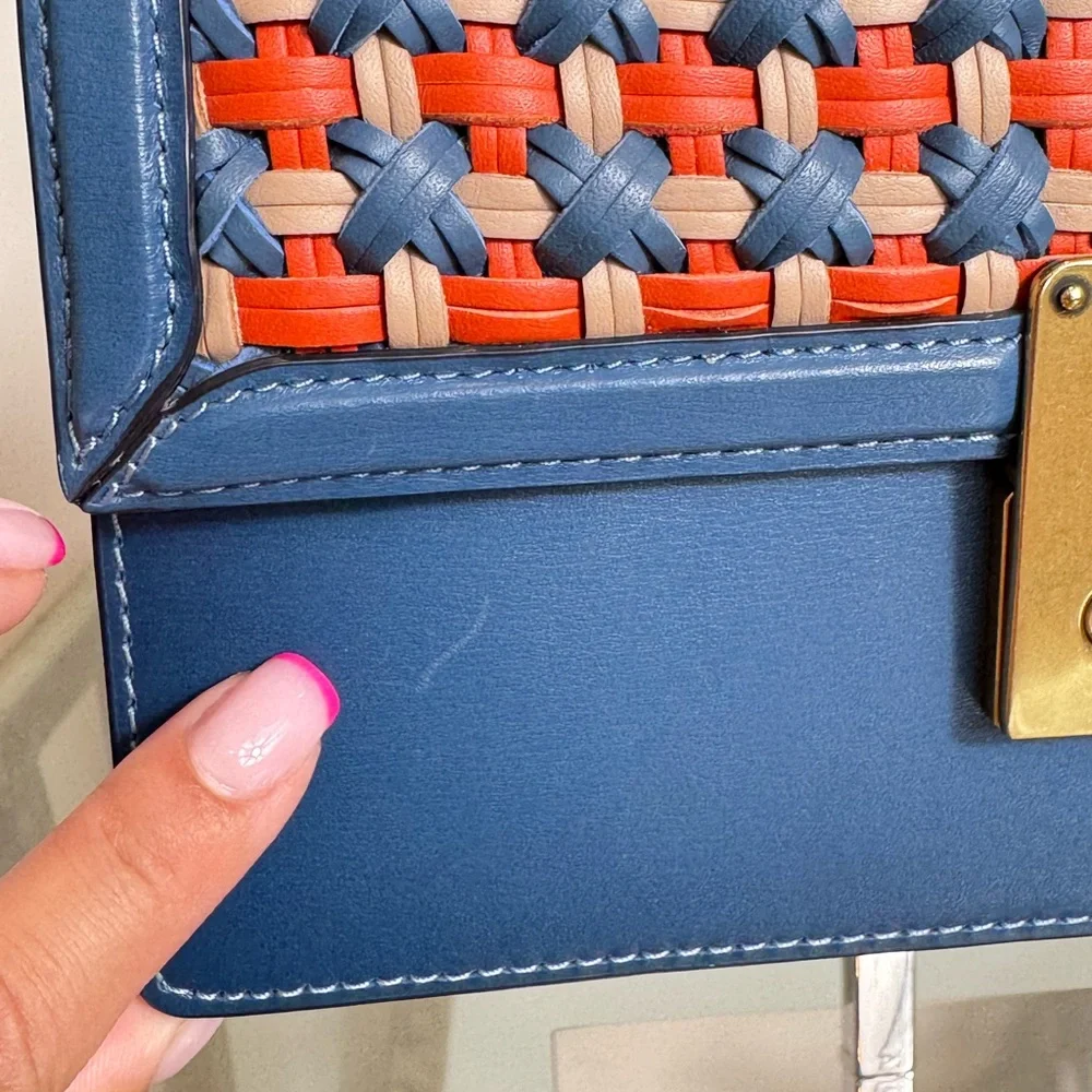 Coach‎ Hutton Shoulder/Crossbody Bag with Weaving. - Picture 9 of 10